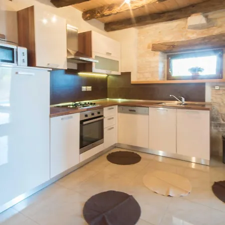 Irena, A Romantic Nestled In The Heart Of Istria Prázdninový dům