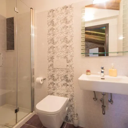 Irena, A Romantic Nestled In The Heart Of Istria Pulici
